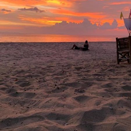Sun Smile Beach Koh Jum Exterior photo