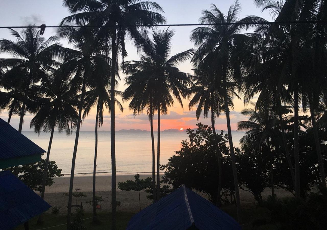 Sun Smile Beach Koh Jum Exterior photo